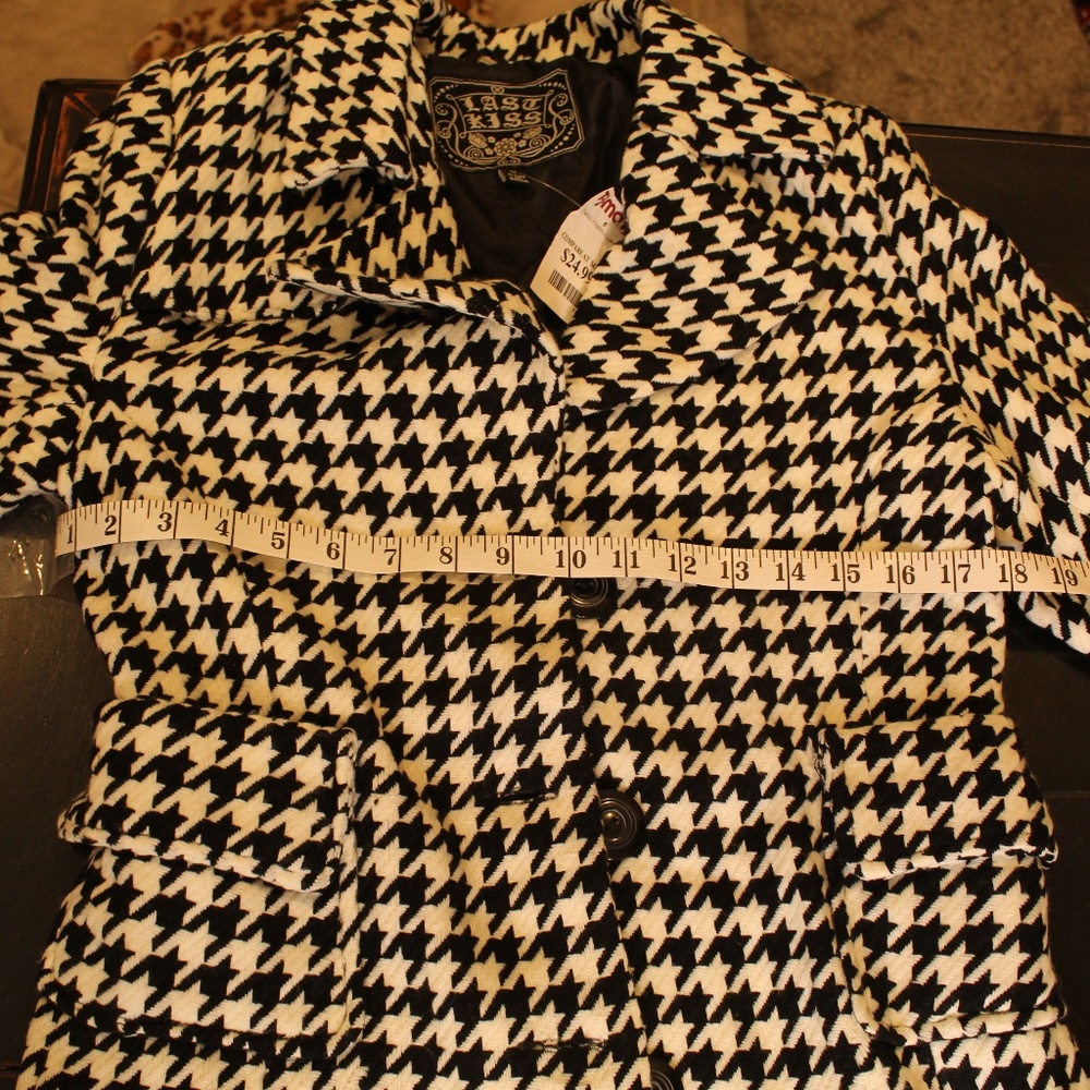 Last Kiss Black/White Pea Coat - Picture 6 of 8